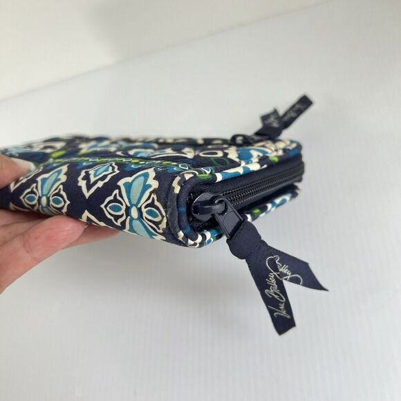 VERA BRADLEY Turnlock Wallet RIFD Pattern Blue Ink Zip Around Large Quilted - Picture 5 of 13